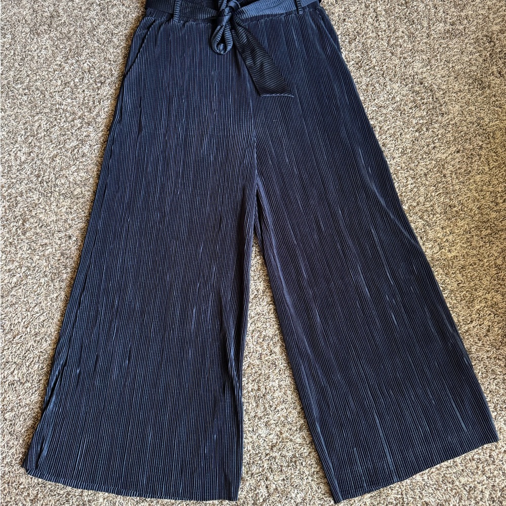 Black Pleated Pants